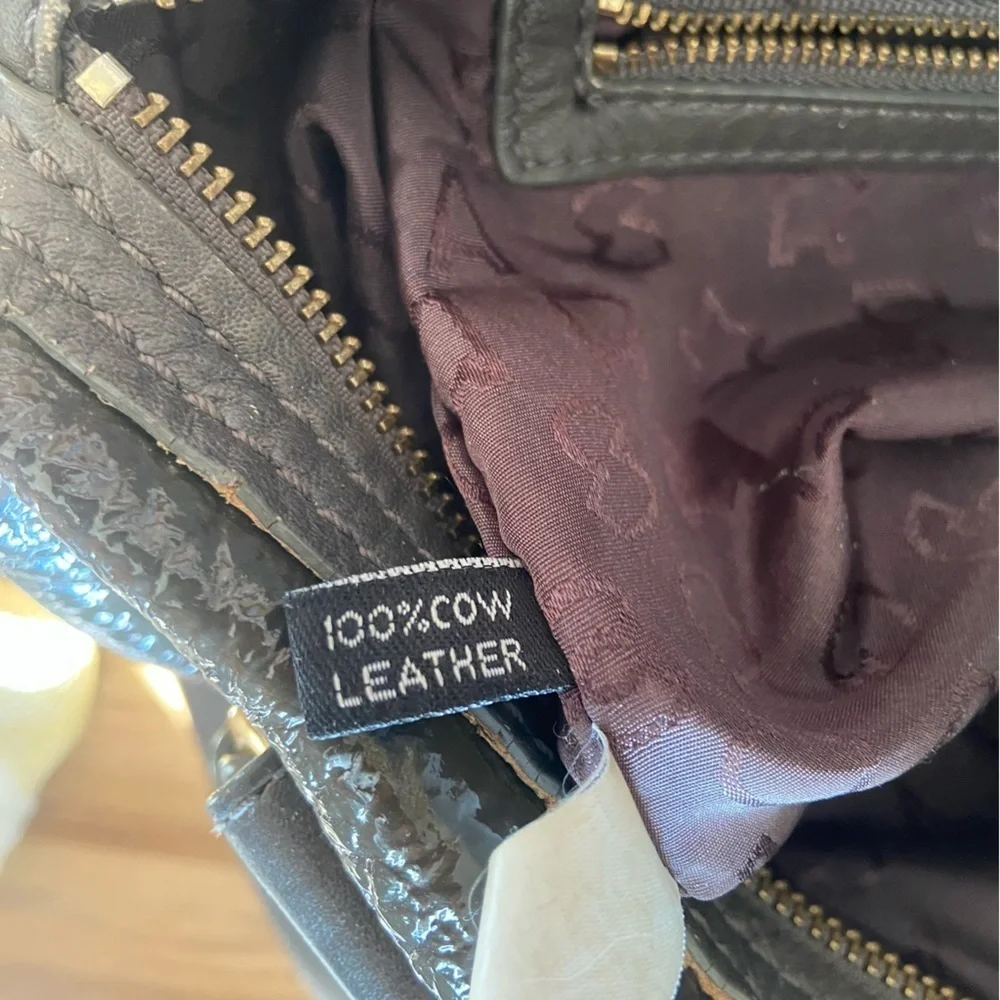 Vintage Marc Jacobs Pebbled Leather Turnlock Bag